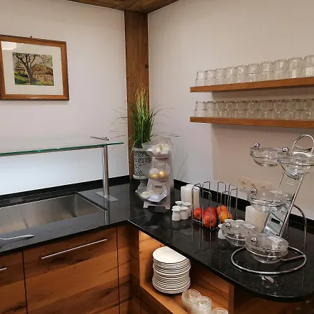 ゲストハウス Scheulinghof マイヤーホーフェン